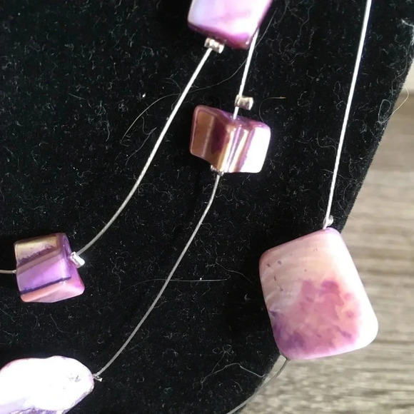 Vibrant  purple necklace - Picture 3 of 5